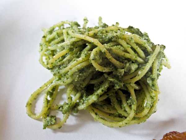 Healthy Eats: Broccoli Pesto